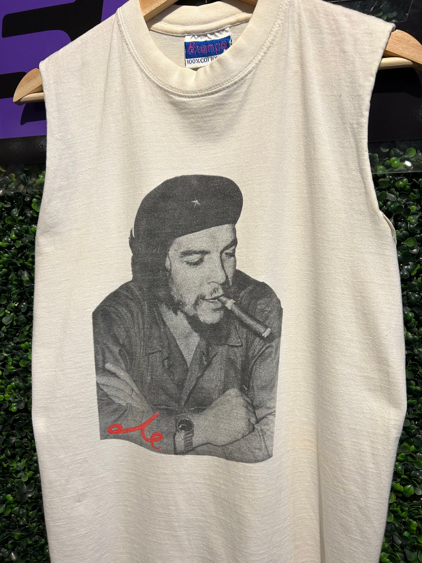 Vintage Che Guevara Cut-Off Shirt. Size Medium