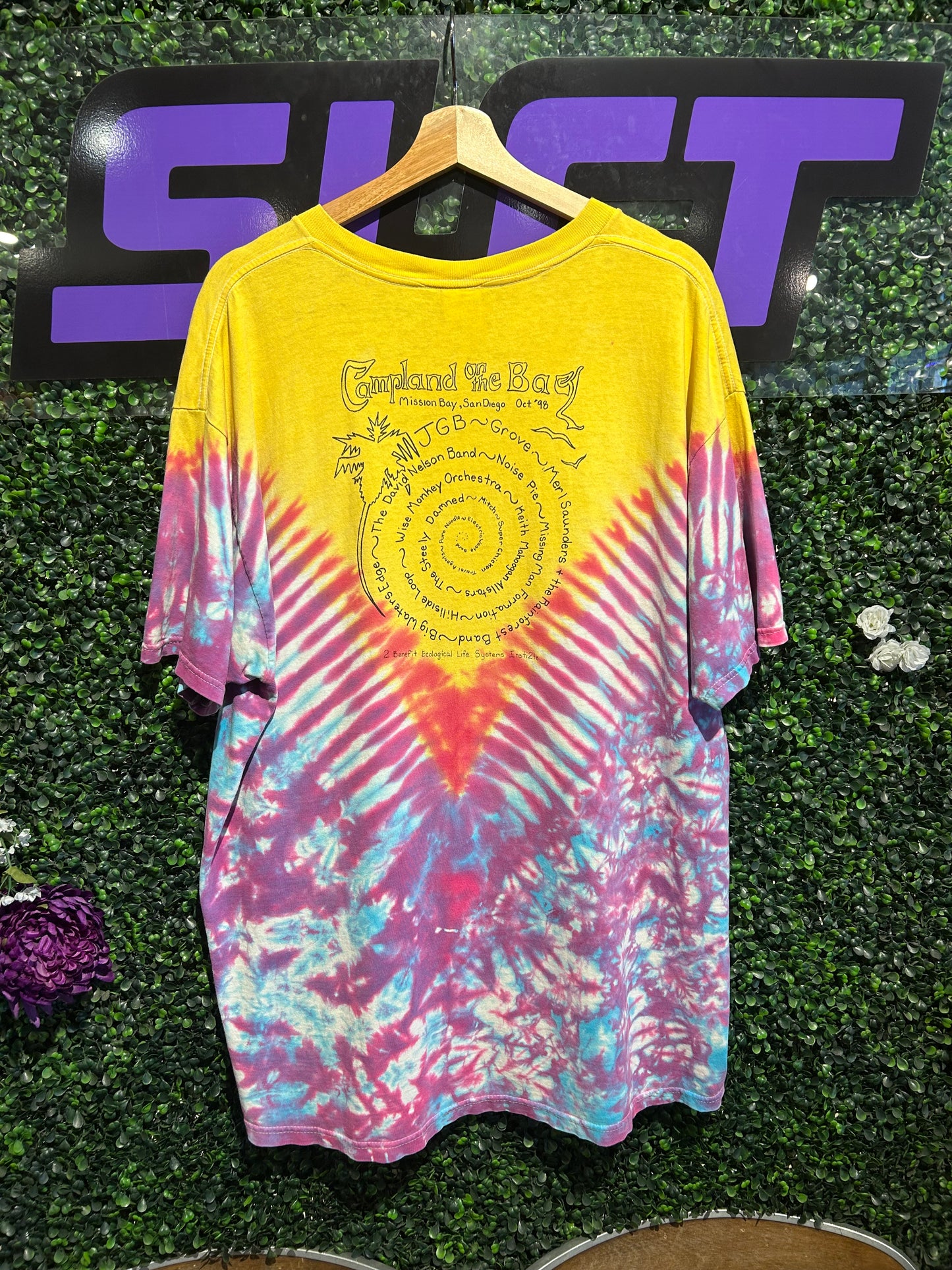 1998 Live On The Bay Jerry Garcia Band Tie-Dye T-Shirt. Size XL