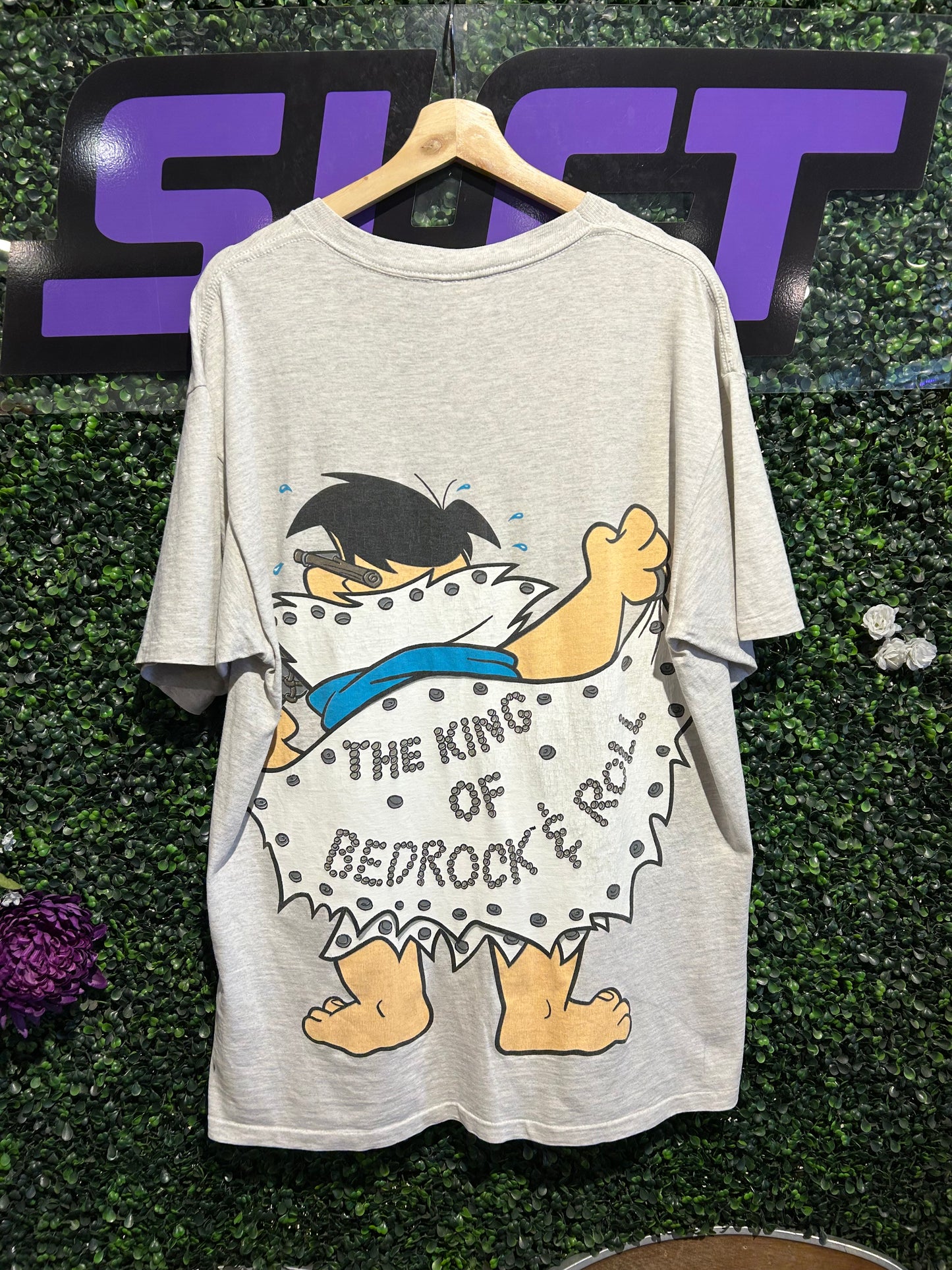 1993 Fred Flintstone The King Of Bedrock & Roll T-Shirt. Size XL