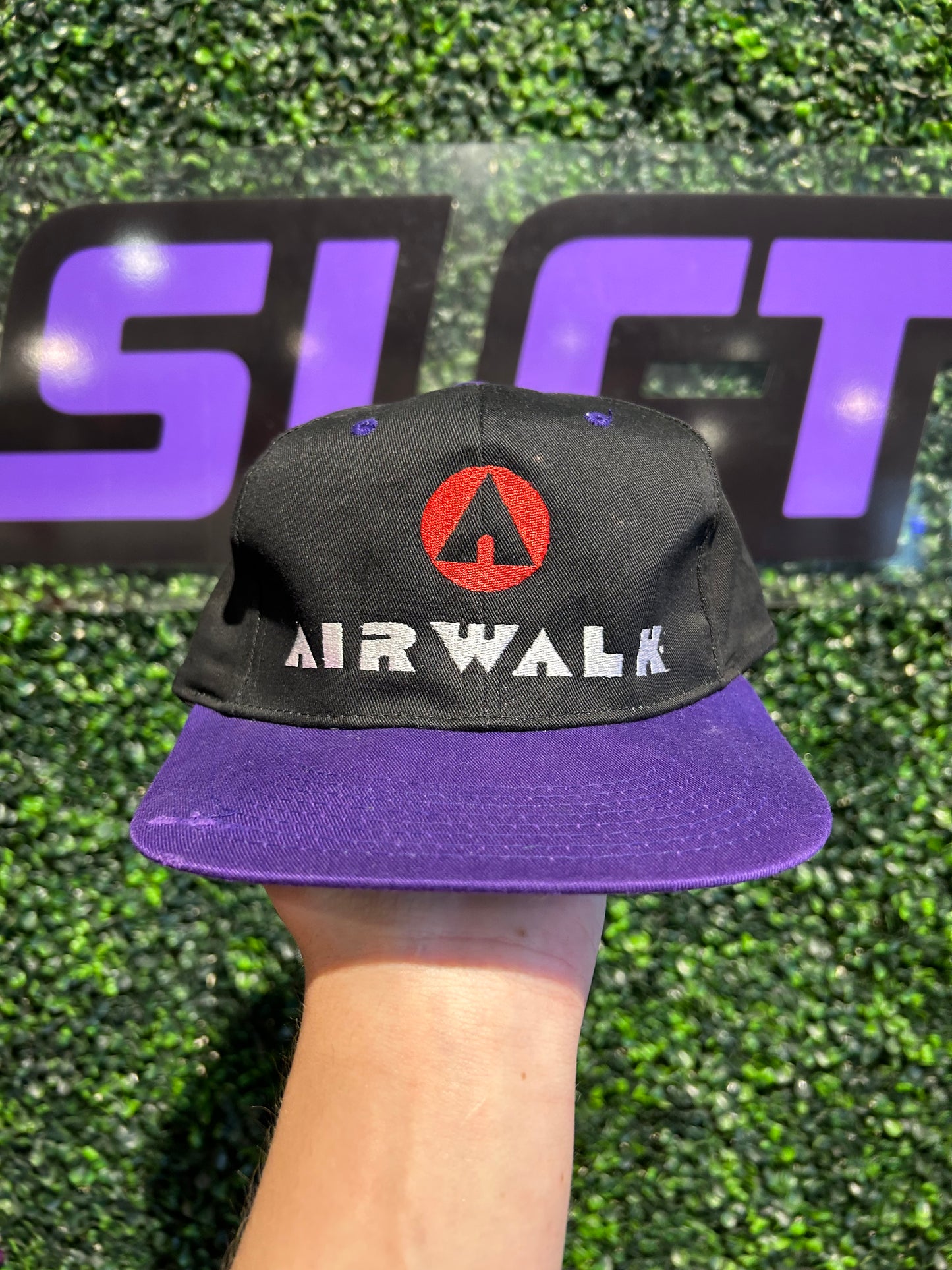 90s Air Walk Hat