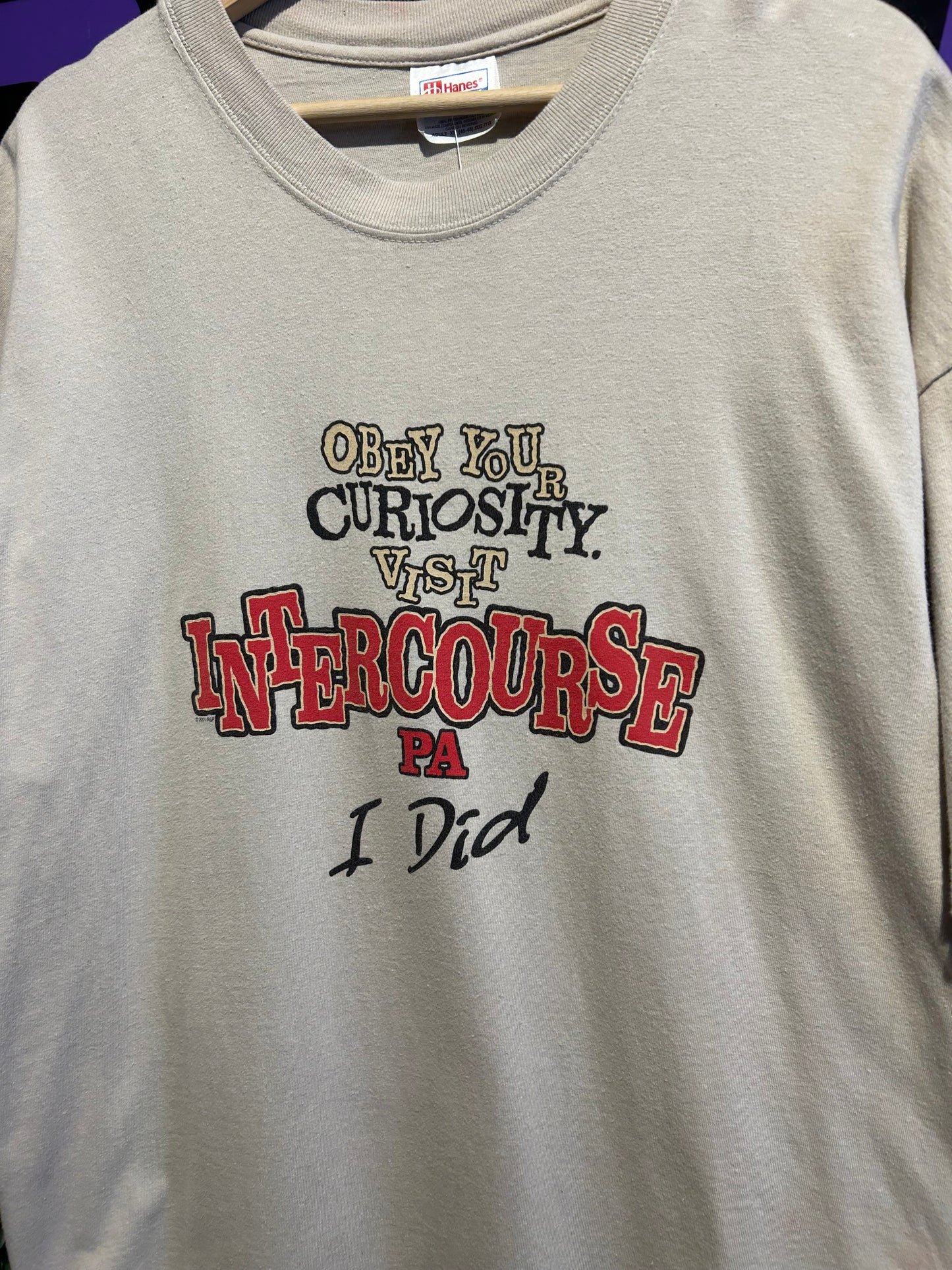 Vintage Visit Intercourse PA T-Shirt. Size XL