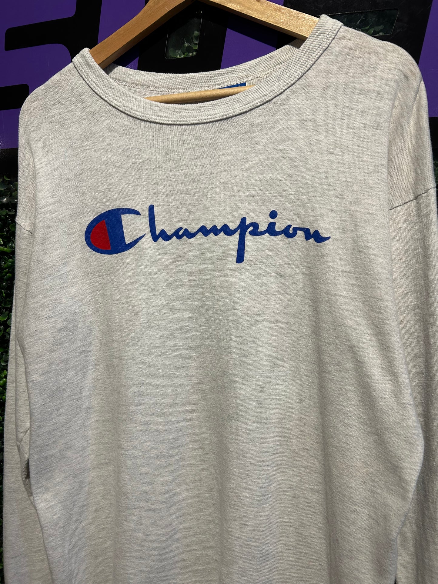 90s Champion LS Shirt. Size Large
