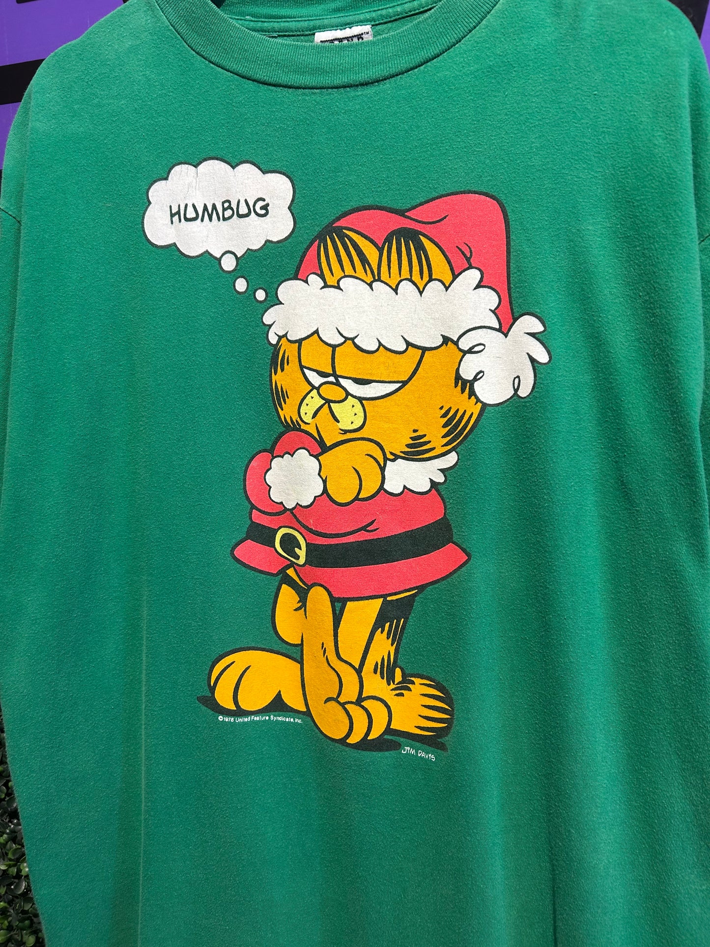 90s Garfield Humbug Santa T-Shirt. Size XL