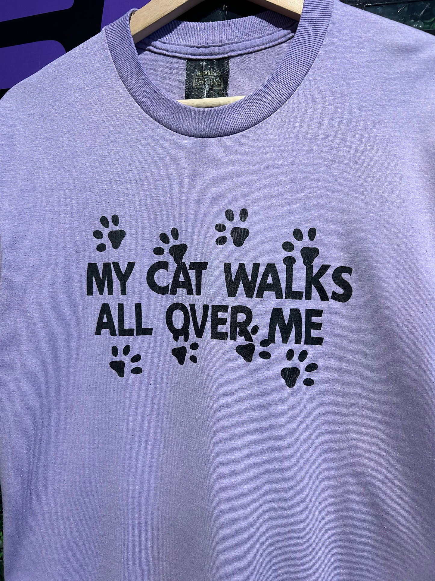 80s My Cat Walks All Over Me T-Shirt. Size M/L