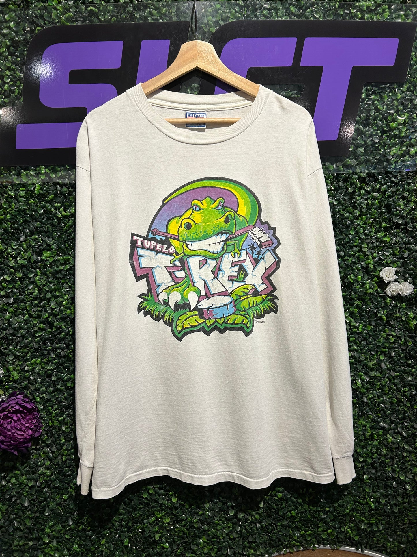 90s Tupelo T-Rex Amateur Hockey LS Shirt. Size XL