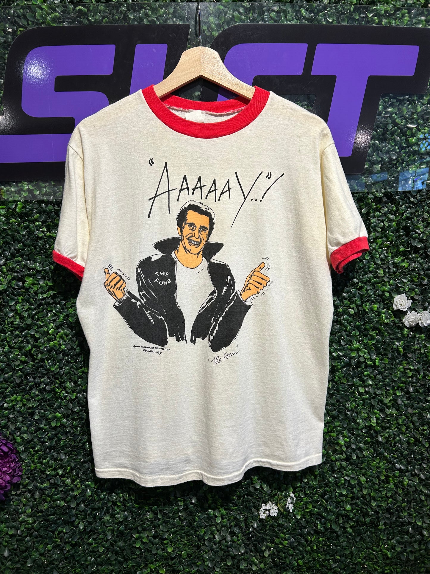1976 The Fonz “Aaaaay!” Ringer T-Shirt. Size Large