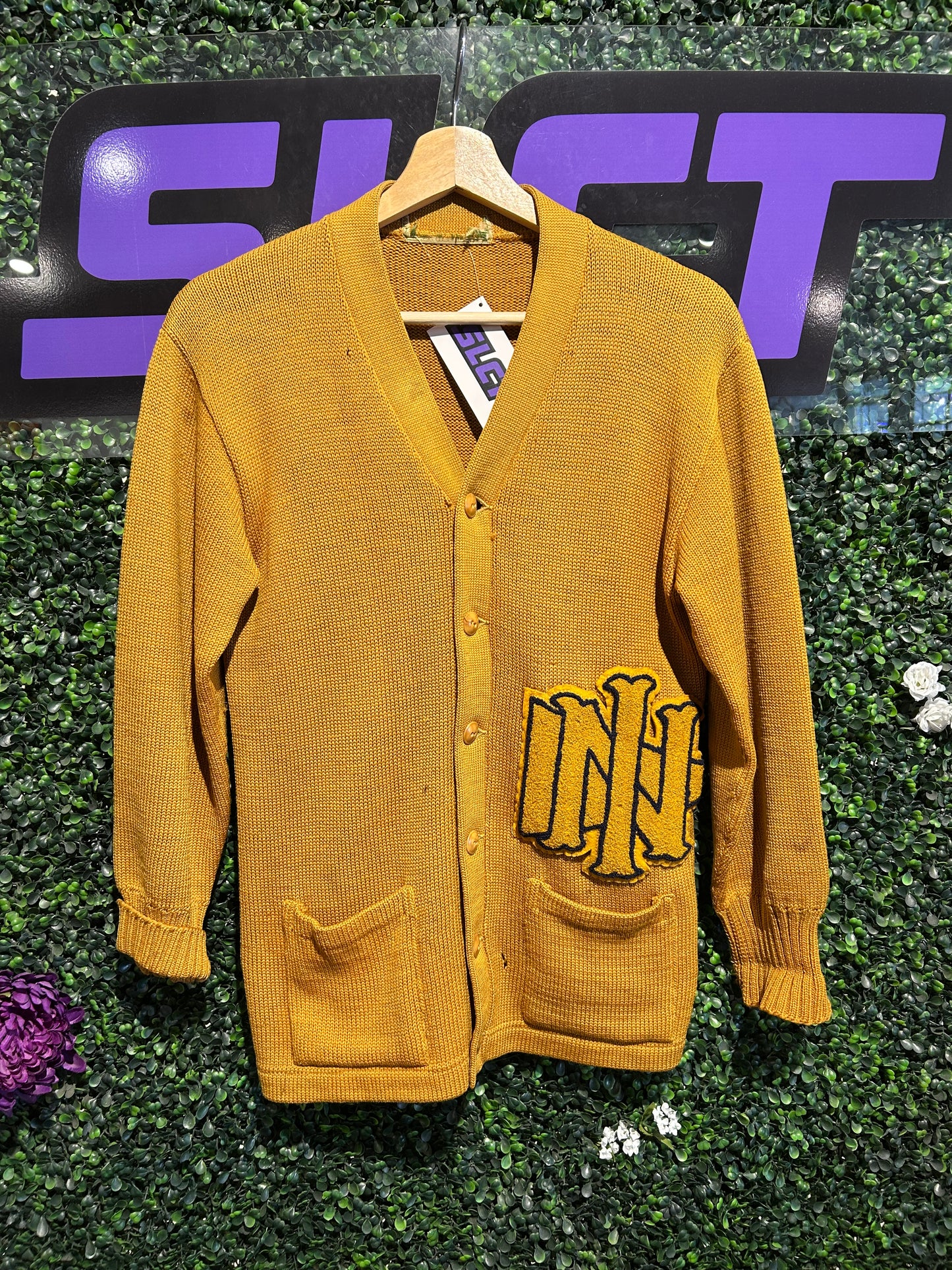 50s/60s Knit Cardigan. Size S/M
