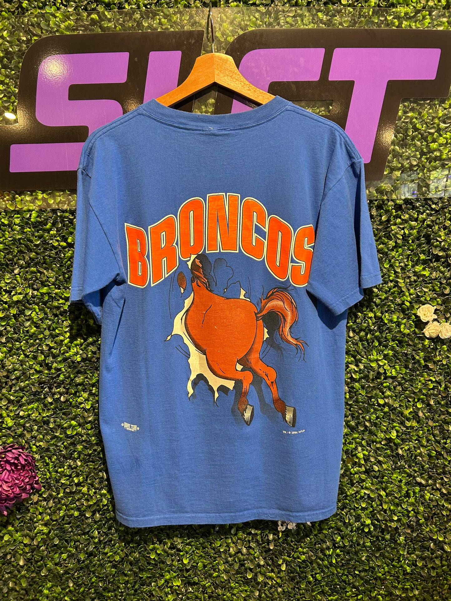 1994 Denver Broncos Breakthrough Double-Sided T-Shirt. Size Large