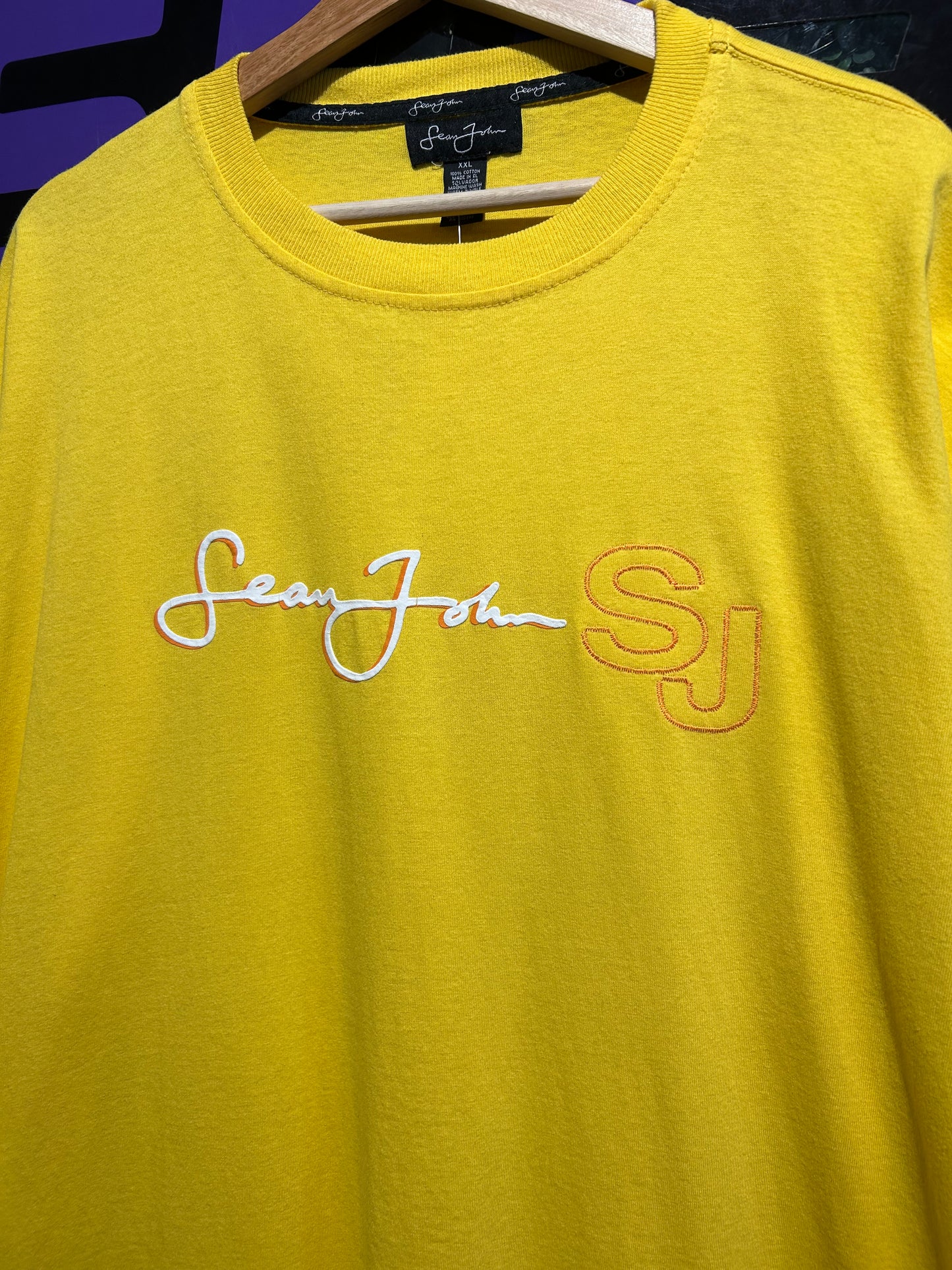 Vintage Sean John T-Shirt. Size XXL