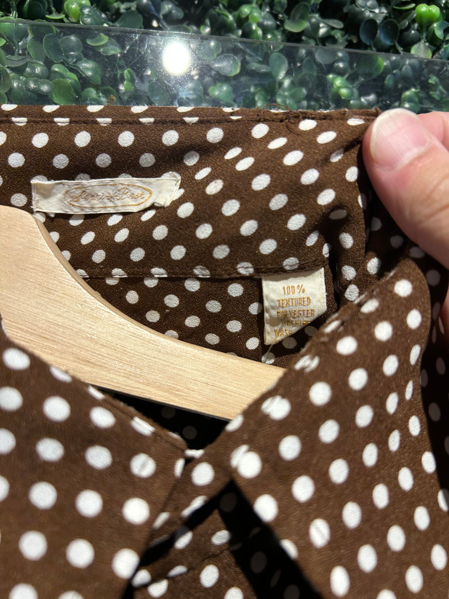 70s Sears Brown Polka Dot Button-Up Shirt. Size Large