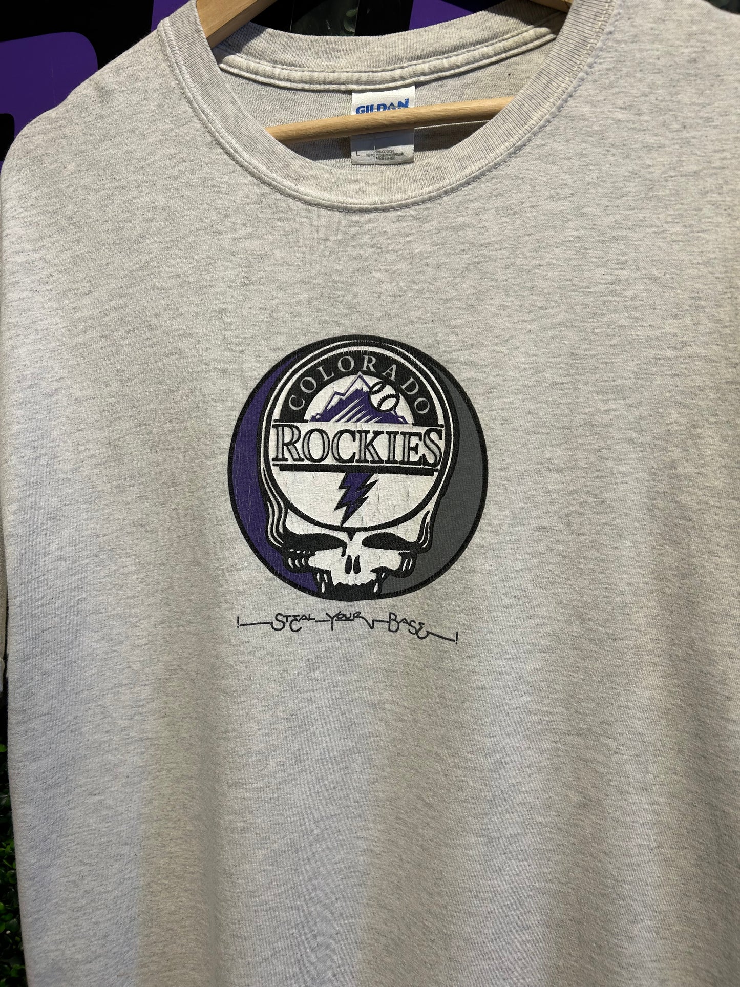 00s Colorado Rockies Grateful Dead ‘Steal Your Base’ T-Shirt. Size Large