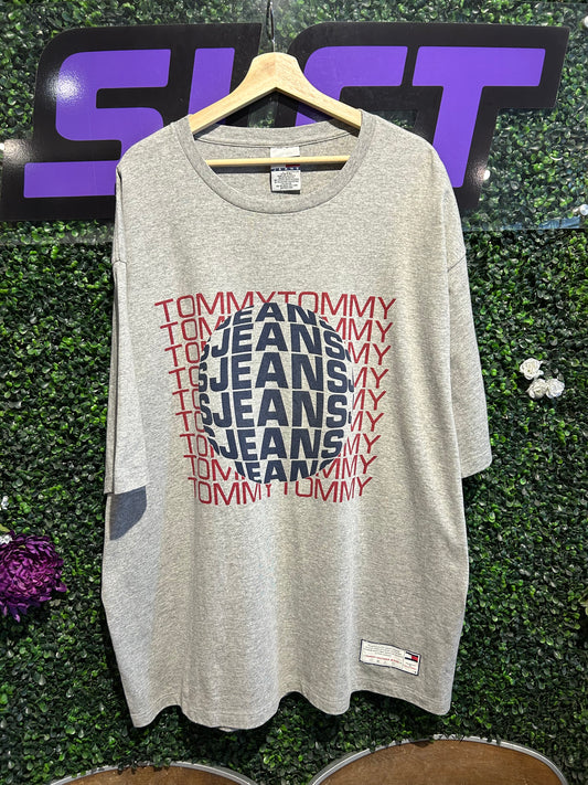 Vintage Tommy Jeans T-Shirt. Size XXL