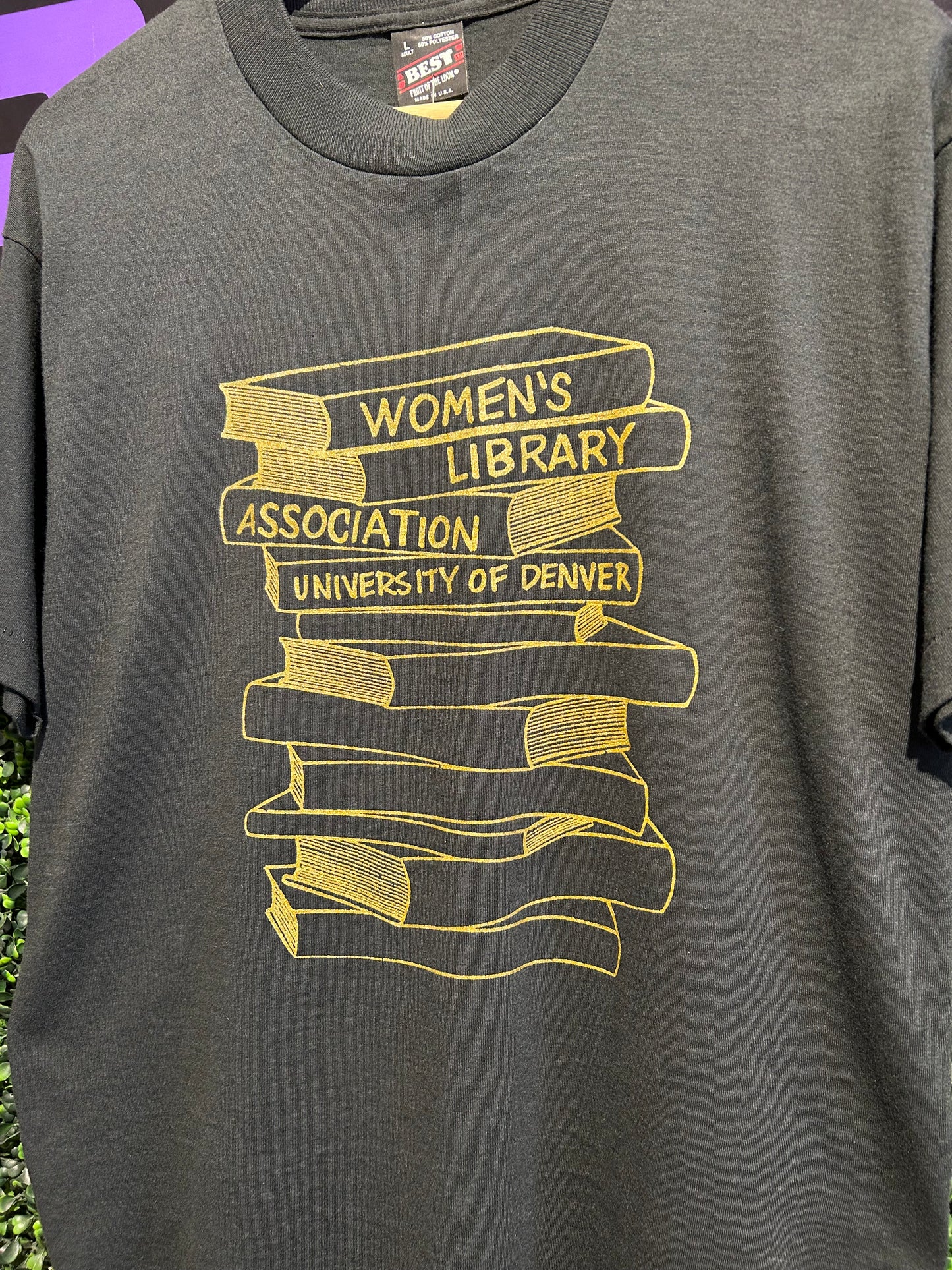 90s Women’s Library Association University Of Denver T-Shirt. Size Large