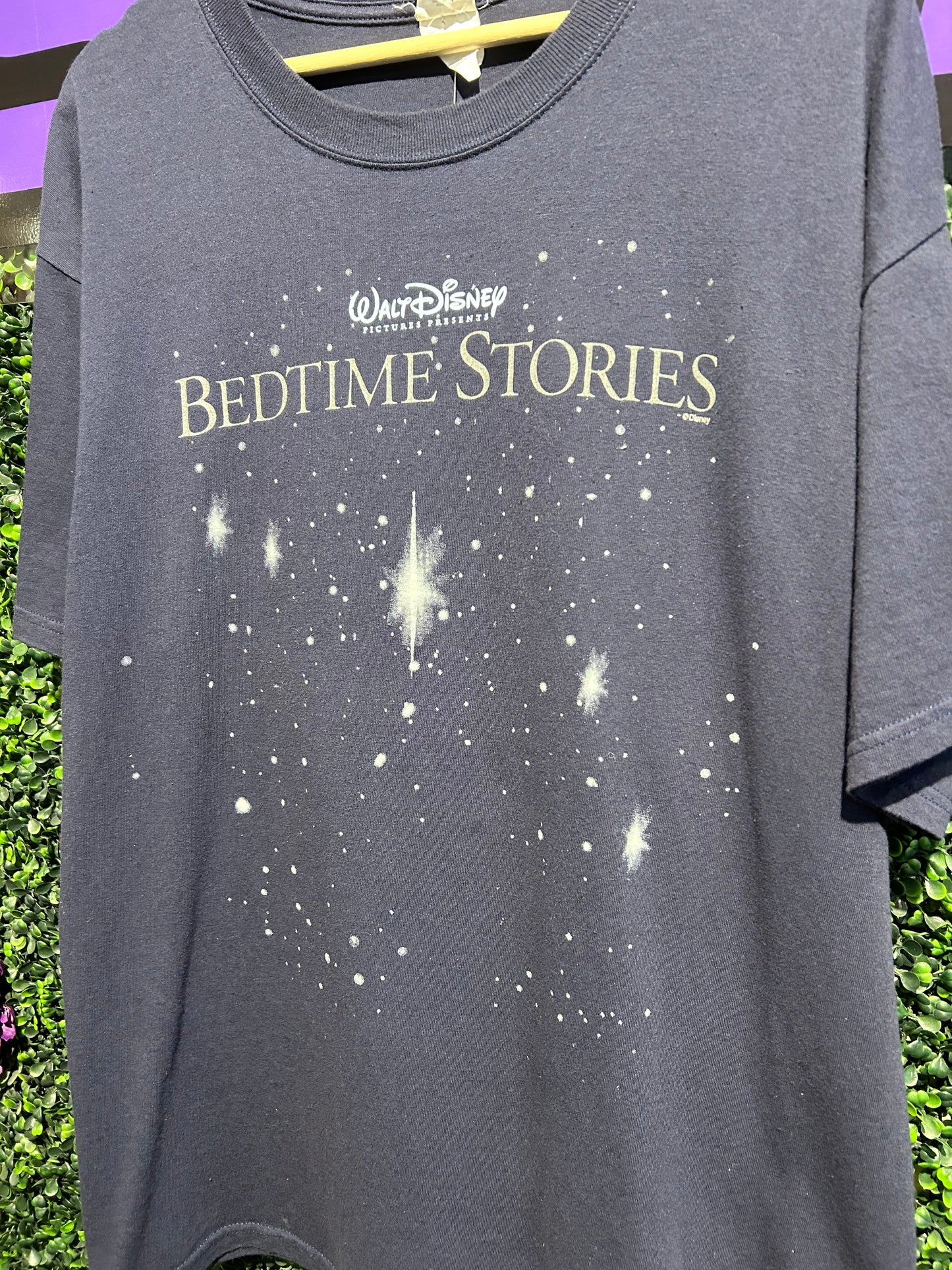 2008 Bedtime Stories Movie Promo T-Shirt. Size XL