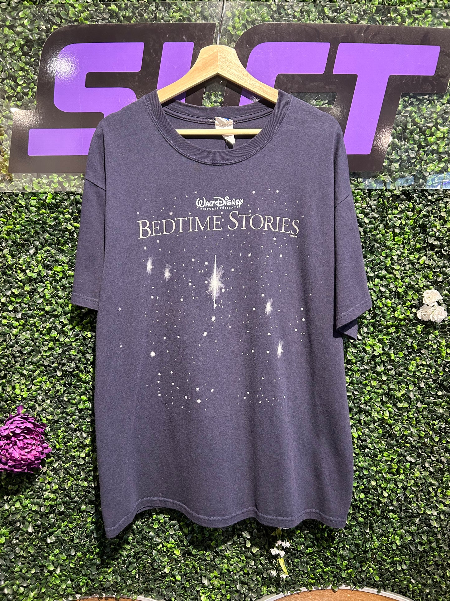2008 Bedtime Stories Movie Promo T-Shirt. Size XL